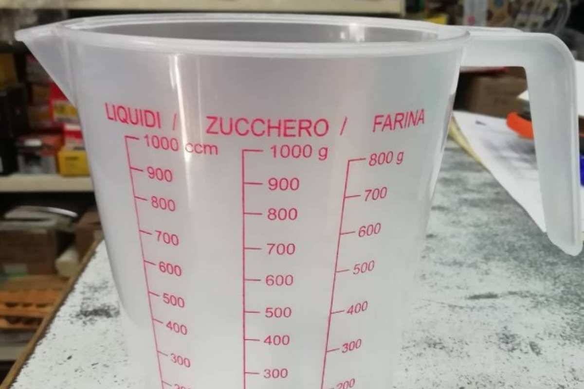 caraffa graduata