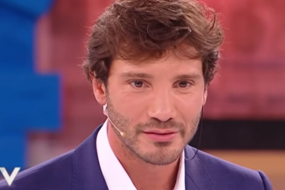 Stefano De Martino attacco