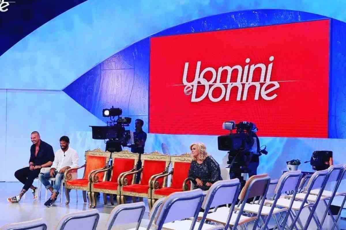Uomini e Donne studio