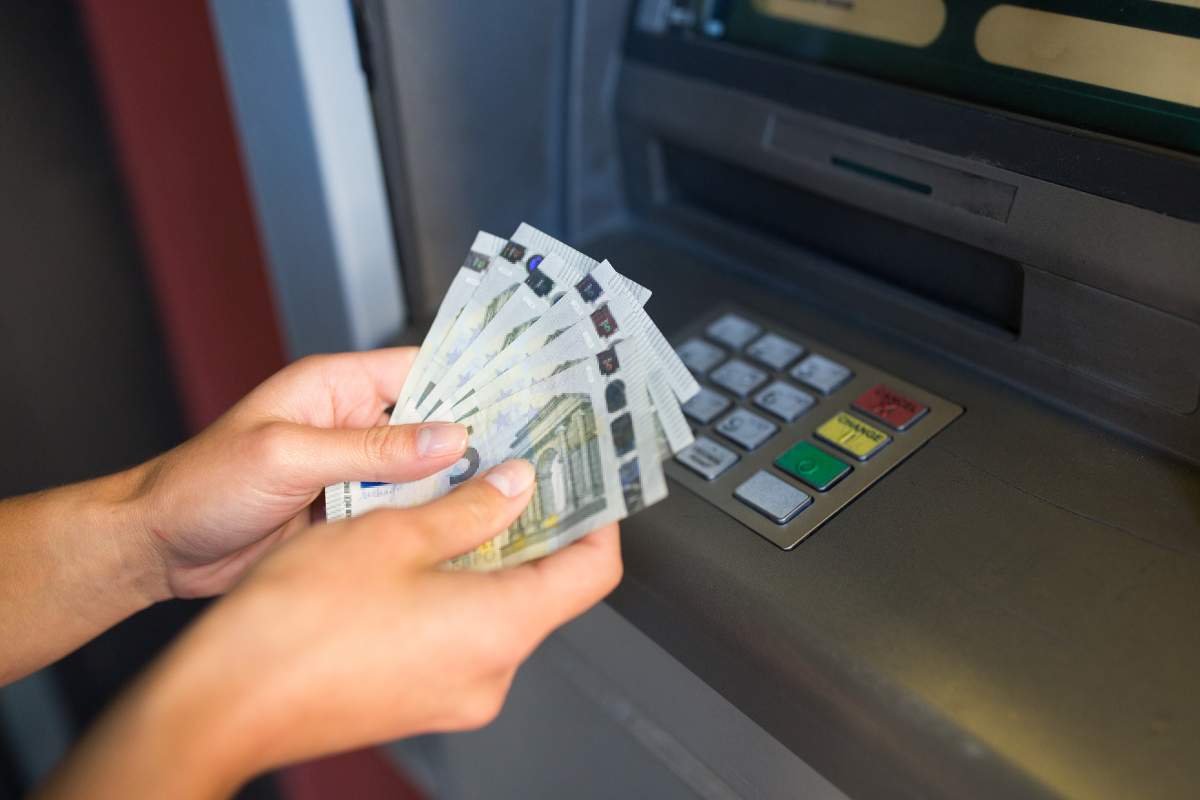 Bancomat occhio ai prelievi sei nei guai