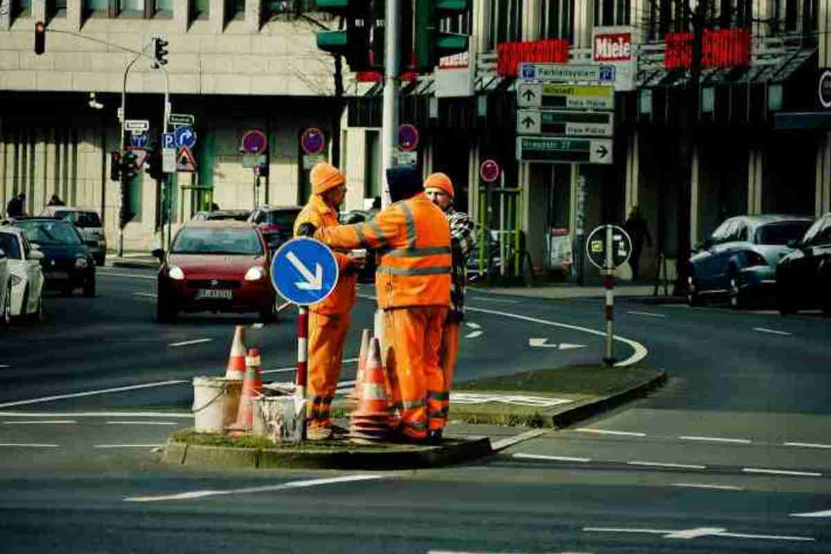 Lavoratori su strada