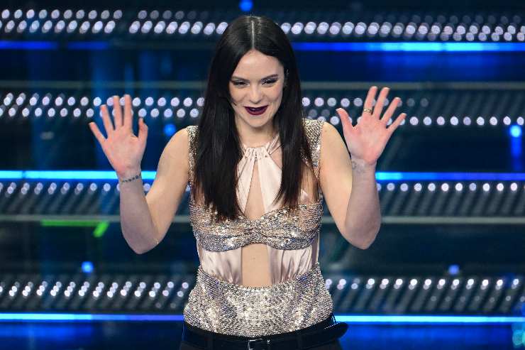 francesca michielin saluta