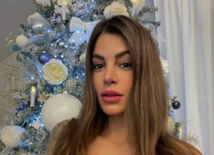 giada giovanelli in posa
