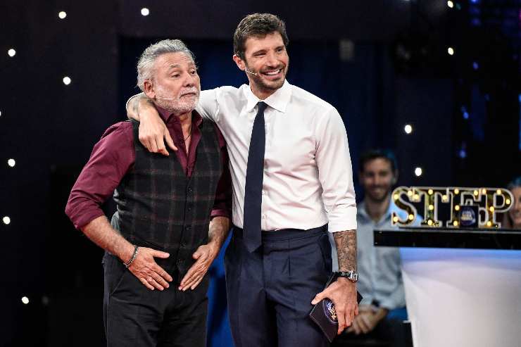 stefano de martino abbraccia paolantoni