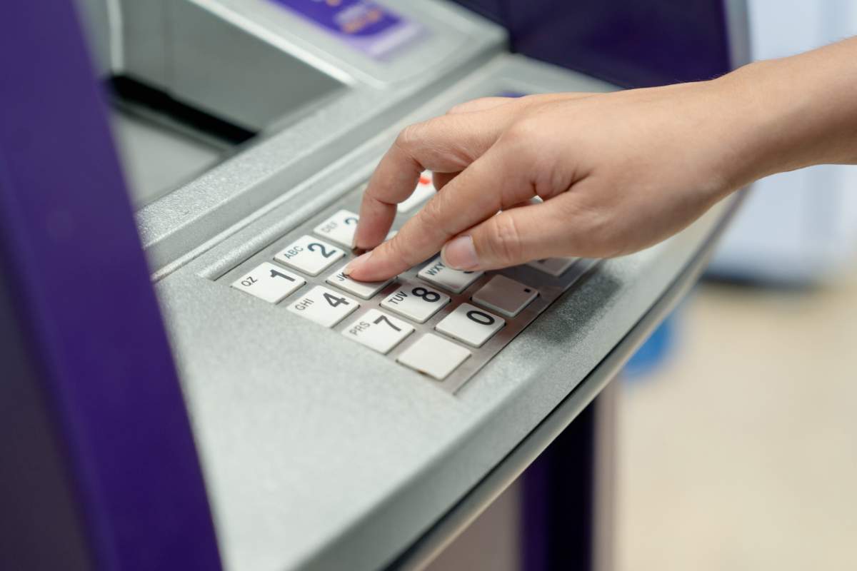 Bancomat occhio ai prelievi sei nei guai