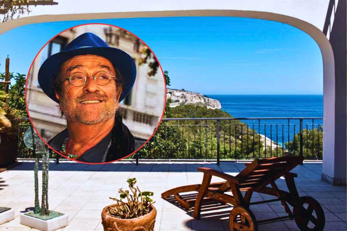 La terra della casa con panorama meraviglioso sul mare